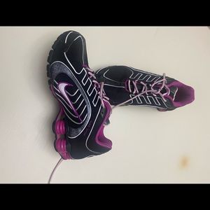 Women’s Nike Shox